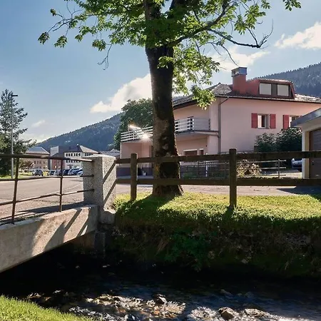 Chaleureux Et Confortable Avec Sauna.. Appartement Le Chenit